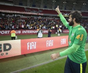 Dois brasileiros disputam título da Fifa de melhor goleiro do mundo