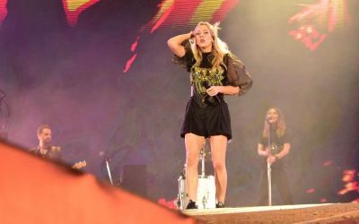 ELLIE GOULDING AGITA O ROCK IN RIO