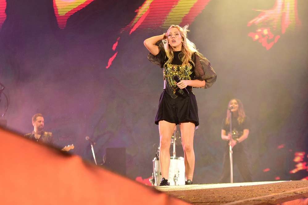 ELLIE GOULDING AGITA O ROCK IN RIO