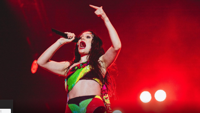 Rock in Rio: Jessie J emociona público em show com mensagens motivacionais