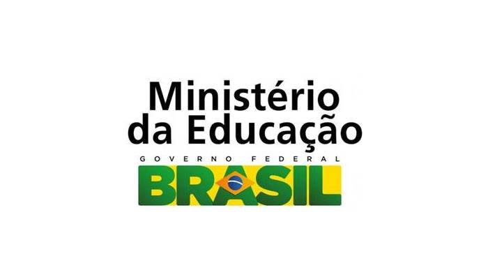 Programa do MEC para ensino técnico prevê cursos a distância
