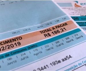 Assembleia e Câmara ‘apertam’ Energisa por aumentos e denúncias de irregularidades