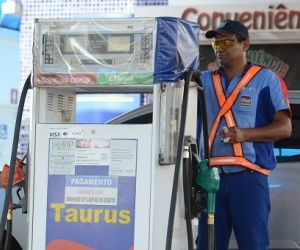 Pacote de medidas tem CPF na nota, perdão de dívidas e mudanças no ICMS