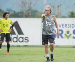 Flamengo se prepara para enfrentar Goiás no Serra Dourada