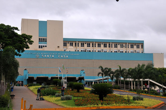 Endividada em R$ 300 milhões, Santa Casa quer mais empréstimos