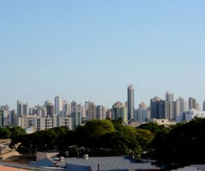 Calor de 40°C e baixa umidade do ar em Mato Grosso do Sul