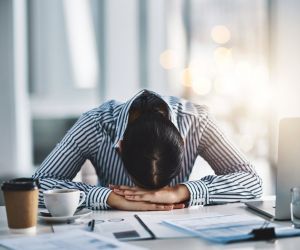 Síndrome de burnout acomete profissionais de todas as áreas