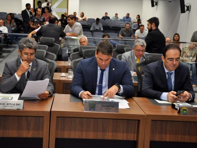 Deputados terão novo prazo para apresentar emendas ao orçamento