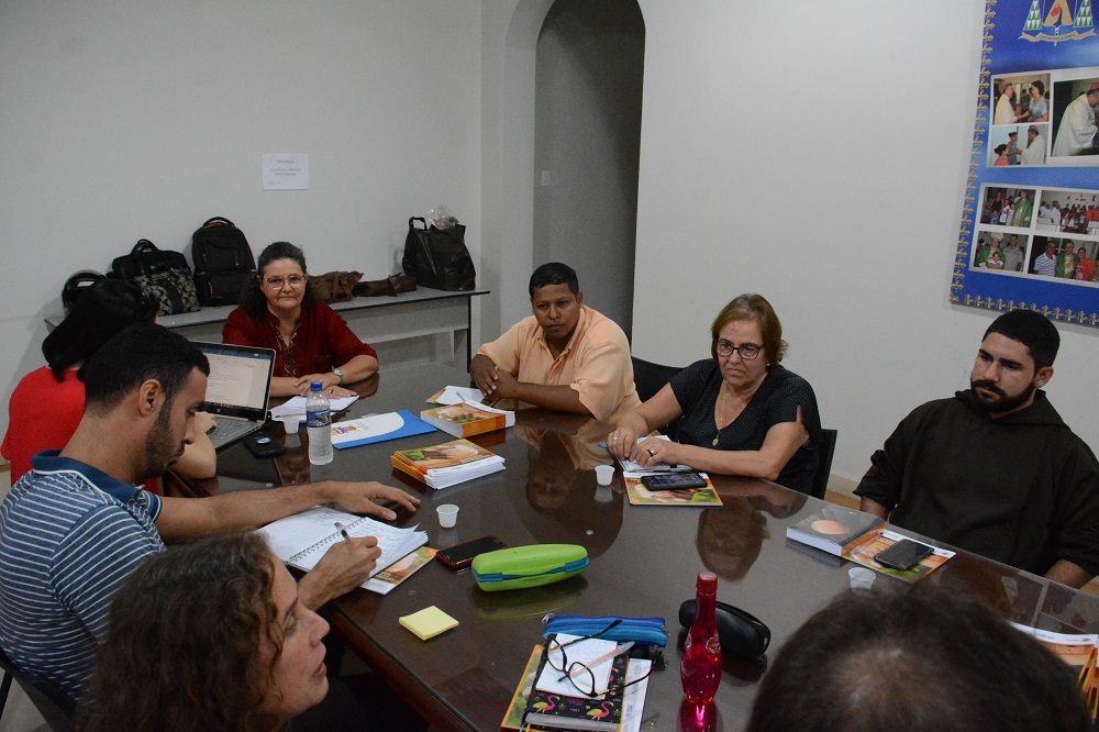 Arquidiocese quer unir esforços com instituições para acolhida de refugiados