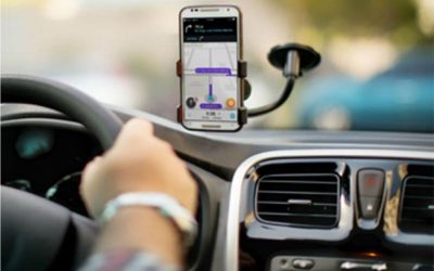 Motoristas de aplicativo devem portar placa de identificação e fazer curso