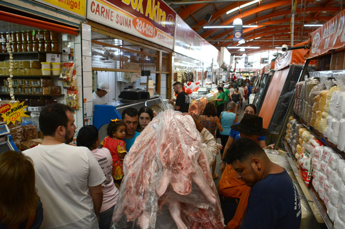 Com alta do preço da carne bovina, consumidores buscam alternativa para a ceia