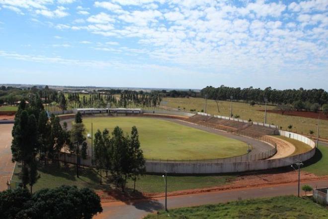 Operário enfrenta o Cena no Andradão