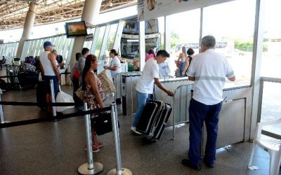 Quase 50 mil pessoas devem passar por aeroporto e rodoviária durante Carnaval