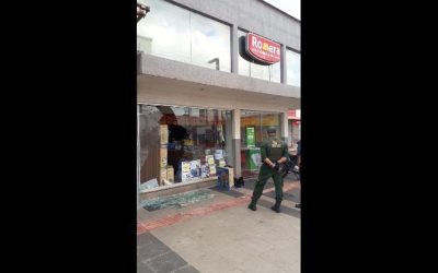 Lojistas do Centro dizem que vão à Justiça cobrar reparação de danos do carnaval