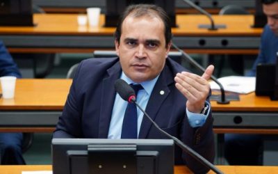 Projeto exige vigilantes durante funcionamento de terminais bancários