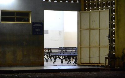 Falta de 62 médicos prejudica horário estendido em postos