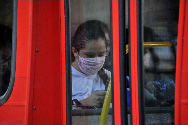 A partir de segunda, uso de máscara será obrigatório no transporte coletivo