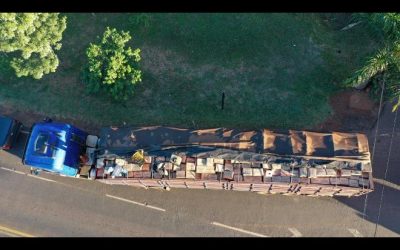 Na fronteira com MS, Paraguai apreende contrabando de toneladas de açúcar e óleo