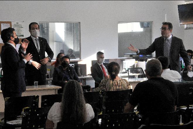 Escolas tem até sexta para responderem se aderem a desconto