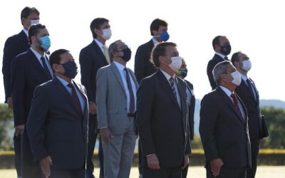 Bolsonaro publica MP que isenta agente público de erro cometido durante pandemia