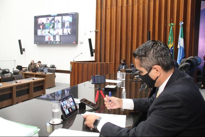 Mudança na Previdência levanta debate sobre contribuição de aposentados