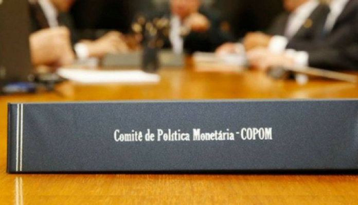 Copom reduz Selic para 3% ao ano, a menor taxa de juros da história