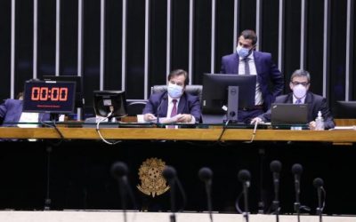 Câmara pode votar na terça projeto que suspende cadastro negativo de consumidor durante pandemia