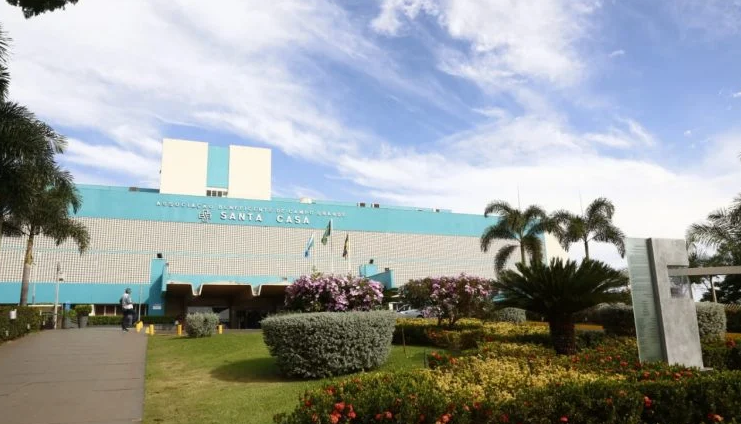 Em colapso, Santa Casa diz que vítimas de violência são responsáveis por lotação