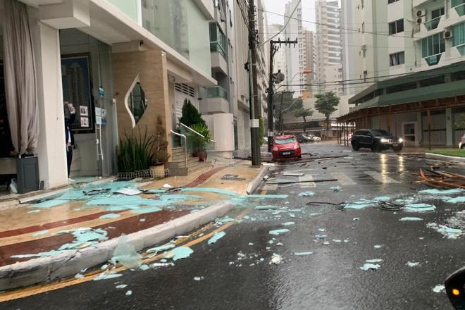 “Ciclone-bomba” causa destruição em Santa Catarina