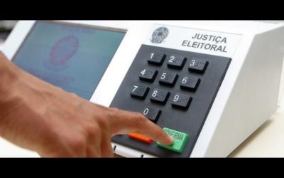 Licitação para comprar urnas atrasa e TSE aumenta eleitores por seção