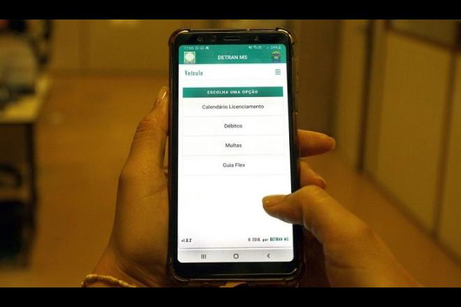 Detran amplia serviços que podem ser feitos sem necessidade de ir a uma agência