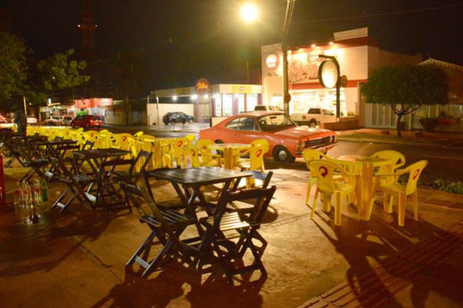 Funcionários de bares terão que acompanhar mulheres até seus veículos