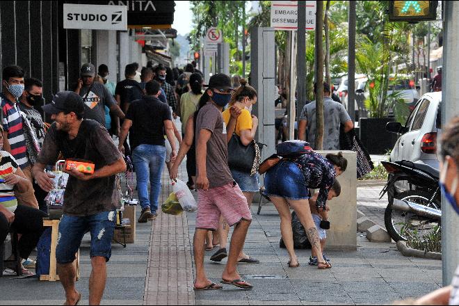 Comércio propõe uso da cloroquina para evitar fechamento em Campo Grande