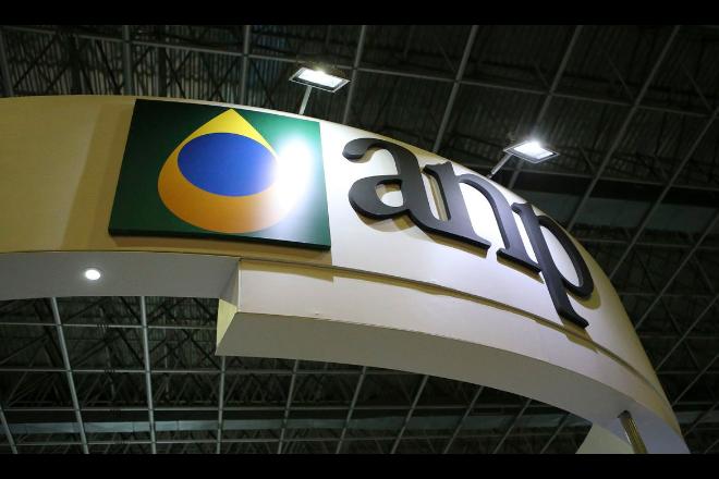 Composição da gasolina de aviação pode ter afetado peças, diz ANP