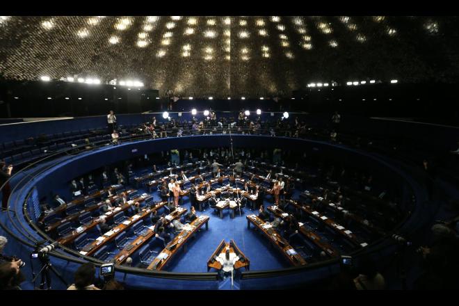 Em dois turnos e com 79 votos a favor, Senado aprova manutenção do Fundeb