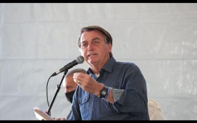 “Auxílio é pouco para quem recebe e muito para quem paga”, diz Bolsonaro