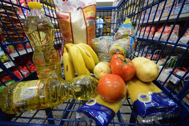 Preço da cesta básica subiu em Campo Grande no mês de agosto e chega a metade de um salário mínimo