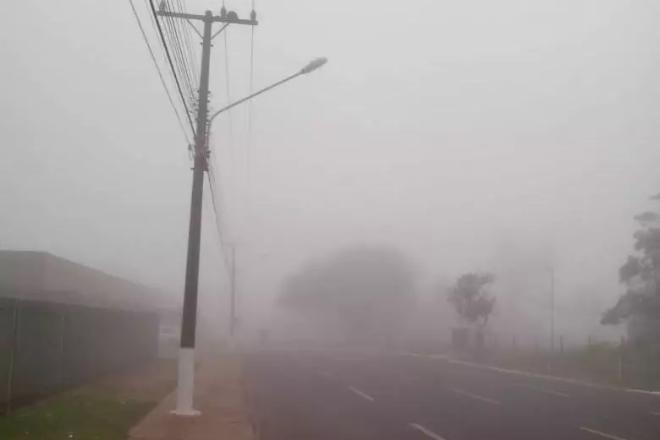 Frente fria do Paraguai derruba temperaturas e muda o tempo em cidades de MS