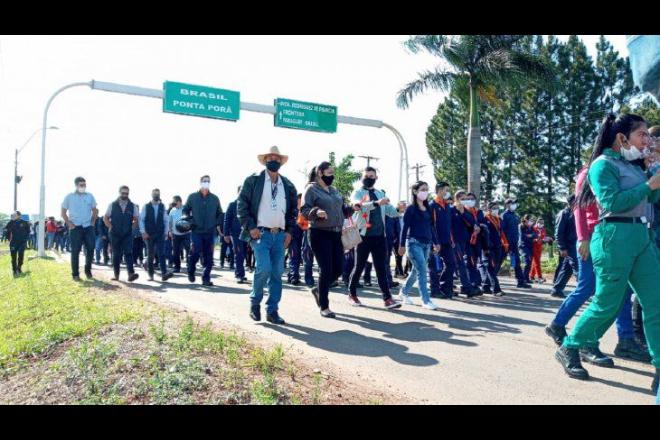 Paraguai anuncia reabertura de fronteiras para trabalhadores e turistas brasileiros