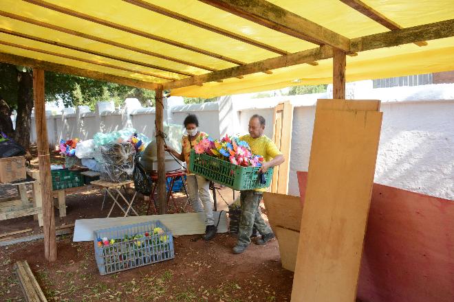 Expectativa de venda dos ambulantes aumenta no primeiro feriado de finados da pandemia