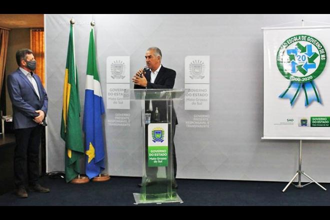 Governo do Estado quer que servidor público possa escolher a data de pagamento do 13º