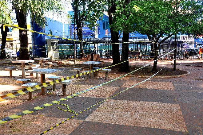 Uma semana depois de voltar às praças públicas, população descuida das medidas de biossegurança