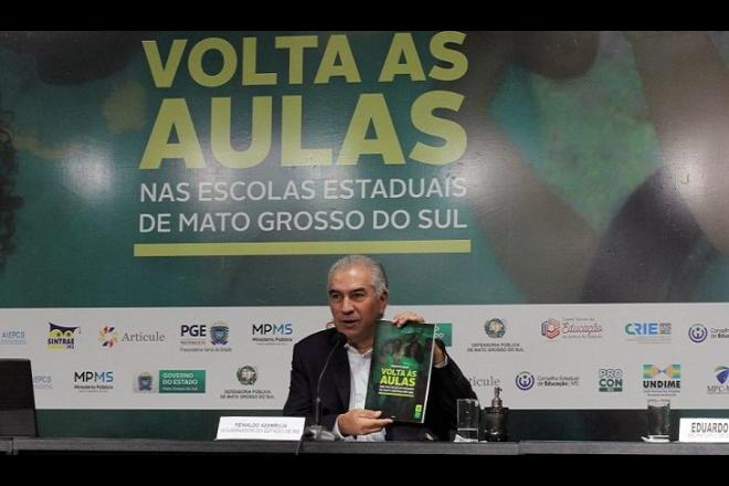 Escolas estaduais terão aulas presenciais e remotas no ano letivo de 2021