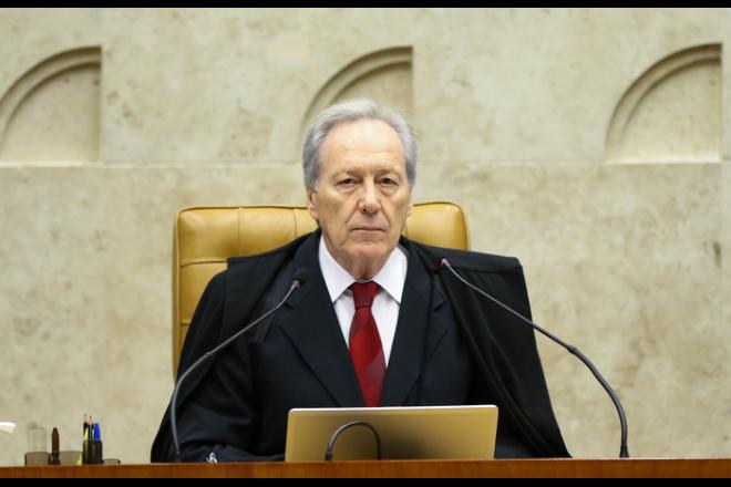 STF dá 48 horas para governo informar datas do plano de vacinação