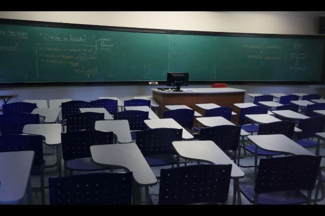 Fuvest informa: estudantes com covid-19 não devem comparecer às provas