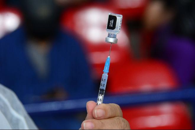 “Não vamos obrigar”, diz Riedel sobre pessoas que não querem tomar vacina