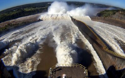 Após 80 dias aberto, vertedouro de Itaipu deve ser fechado na segunda-feira